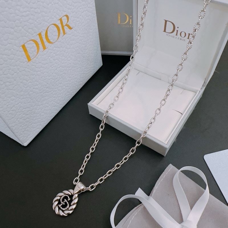 chr1st1an D10r necklaces